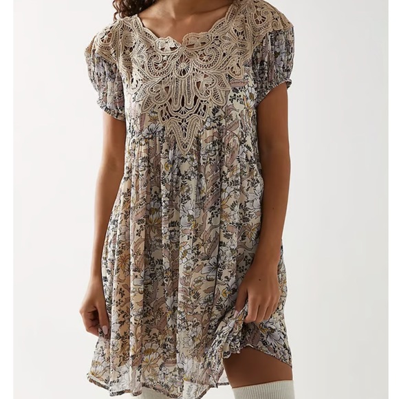 Free People Dresses & Skirts - Free People Margot Floral Crochet Mini Dress